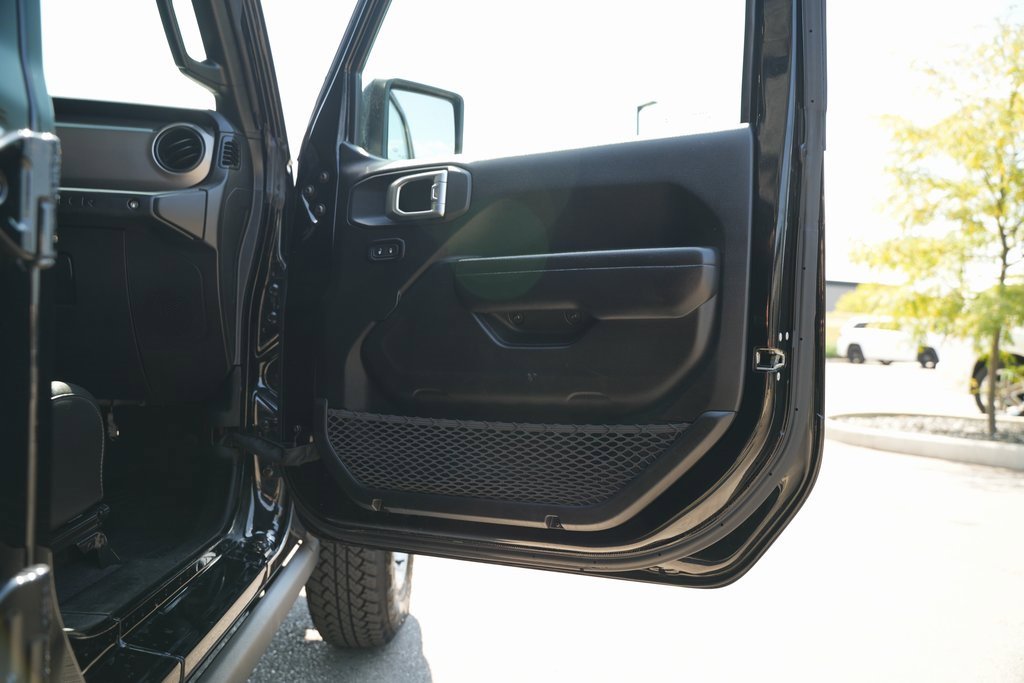 Used 2021 Jeep Wrangler Unlimited Sport image 36