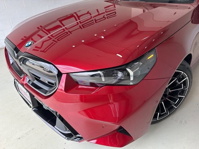Used 2025 BMW M5 w/ Carbon Package image 14