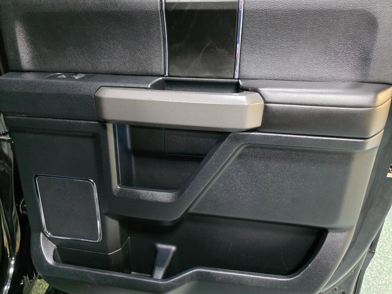 Used 2019 Ford F150 Platinum image 23