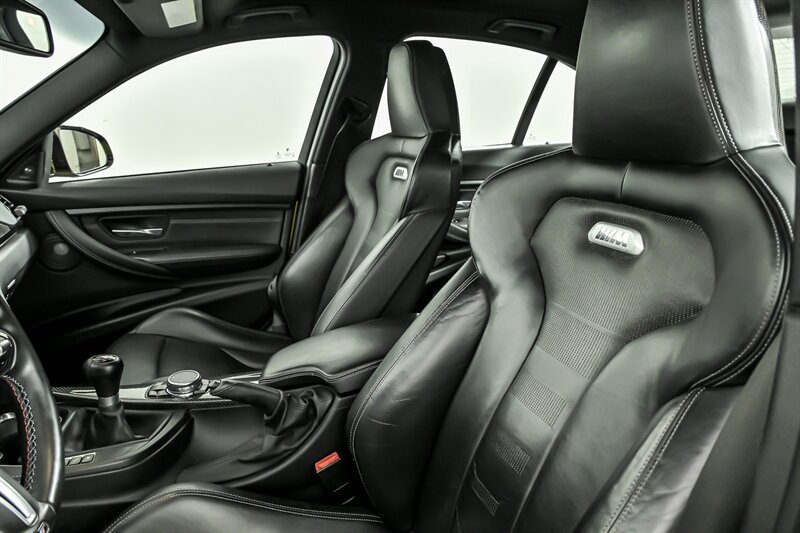 Used 2016 BMW M3 RWD image 17