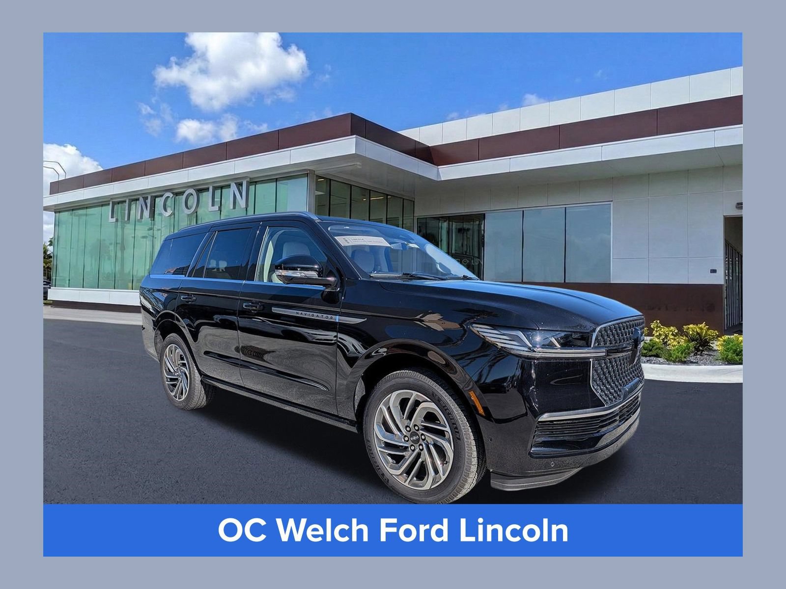 Certified 2025 Lincoln Navigator Reserve AWD/4WD image 1