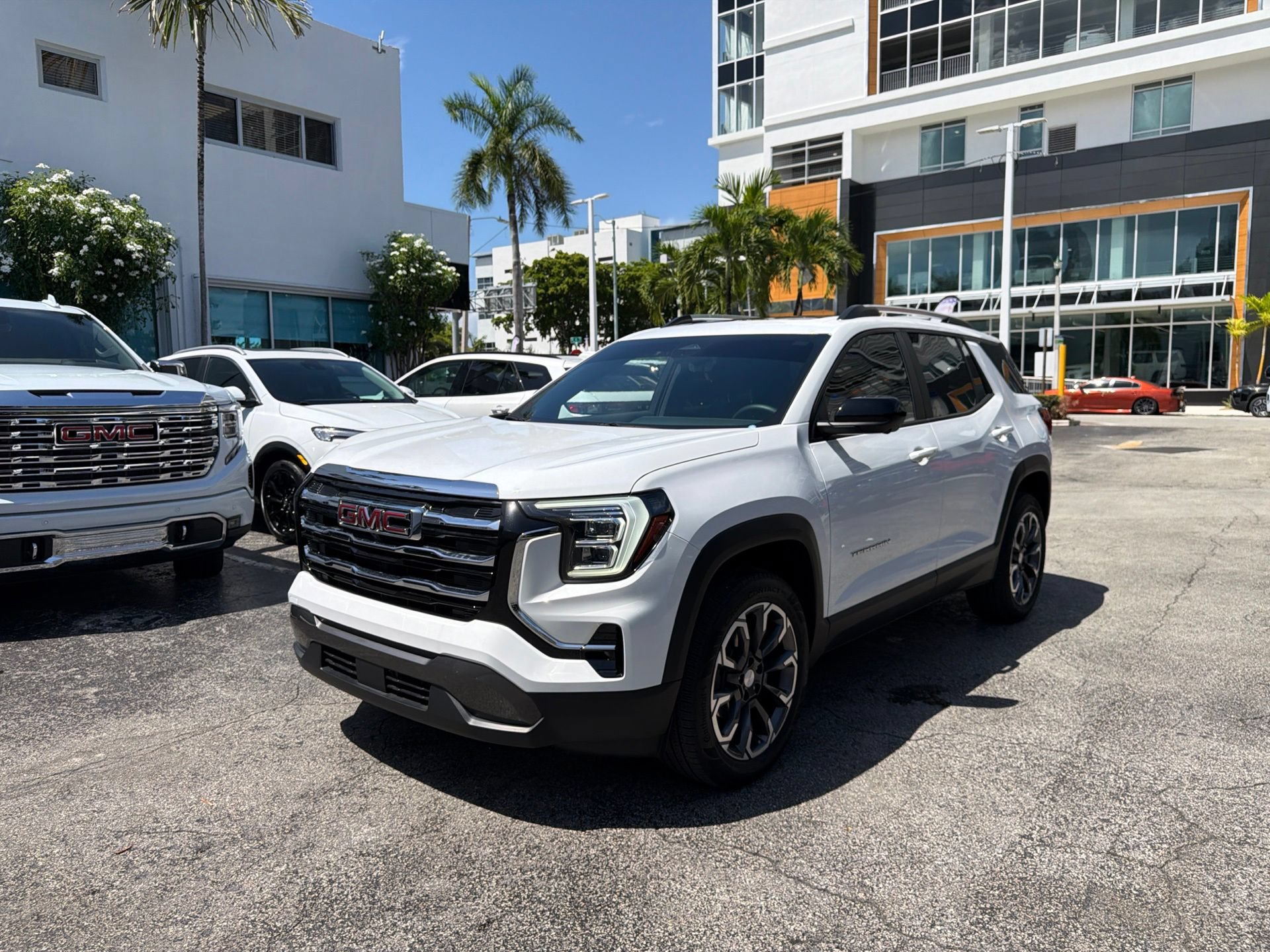 Used 2025 GMC Terrain Elevation w/ Elevation Premium Package