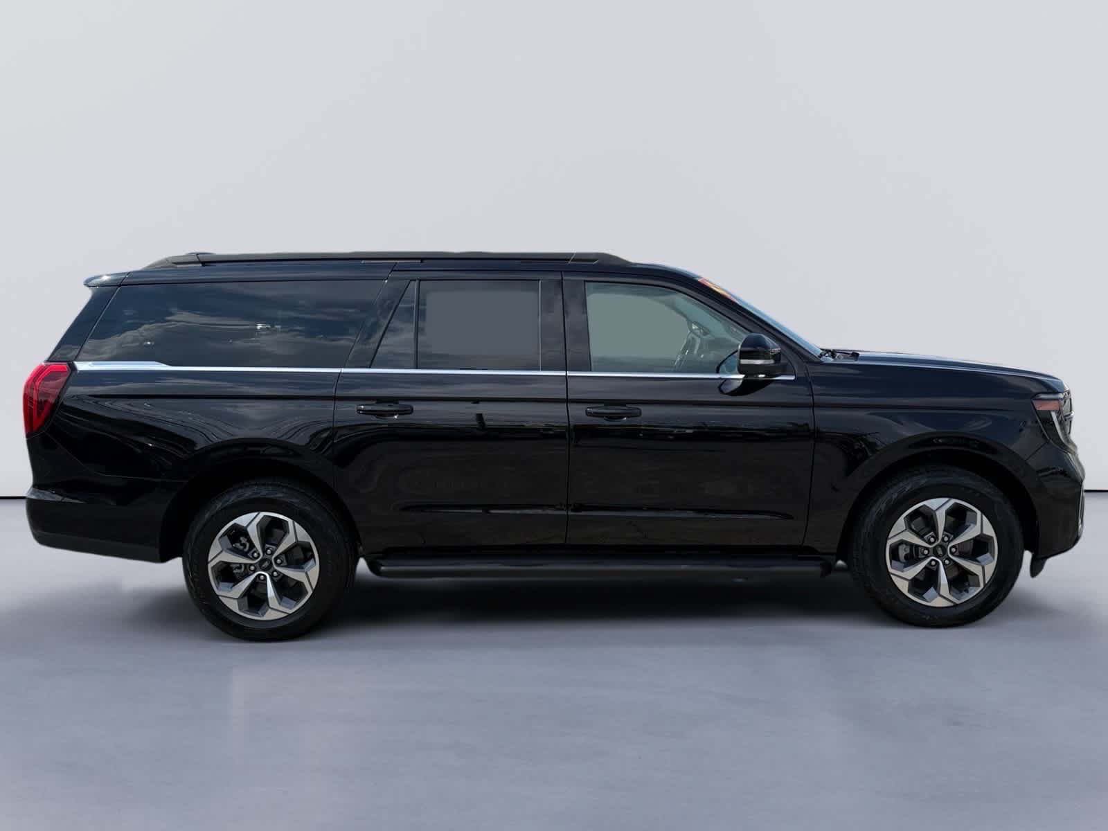 New 2027 Ford Expedition Max Active AWD/4WD image 5