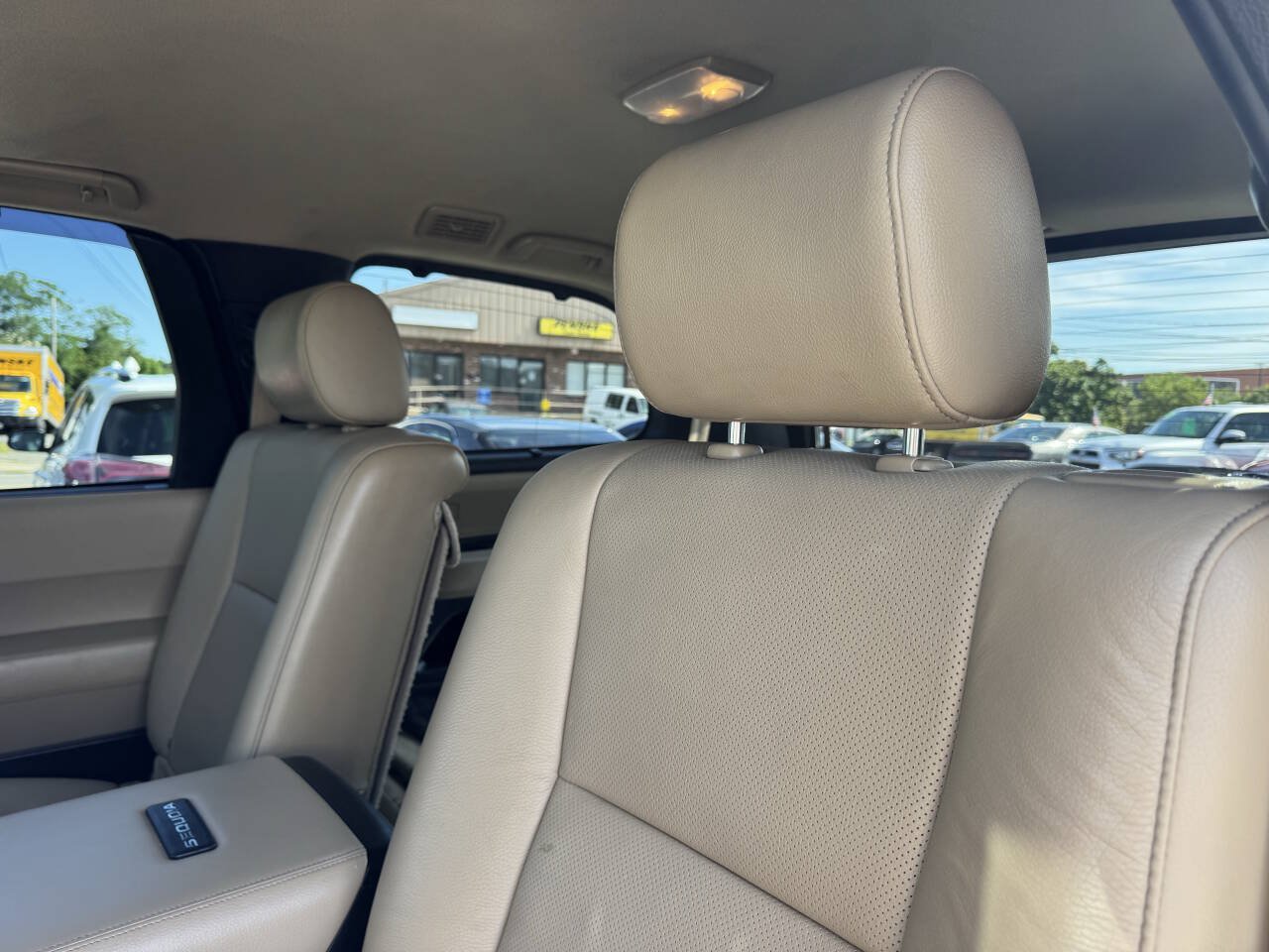 Used 2014 Toyota Sequoia Platinum AWD/4WD image 28