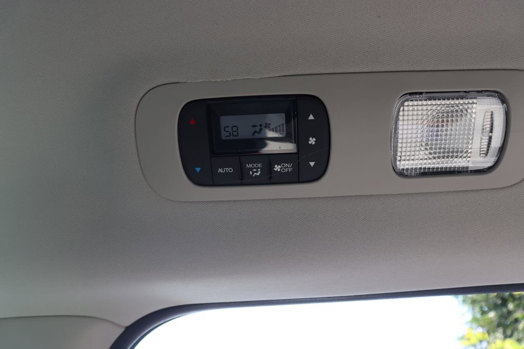 Used 2026 Honda Odyssey Touring image 16