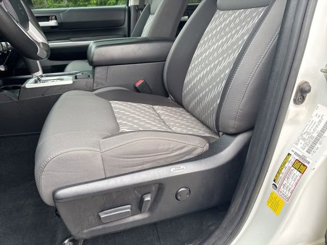 Used 2020 Toyota Tundra SR5 w/ SR5 Upgrade Package AWD/4WD image 19