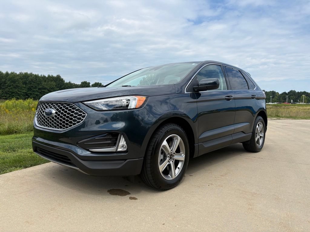 Used 2024 Ford Edge SEL w/ Convenience Package AWD/4WD image 1