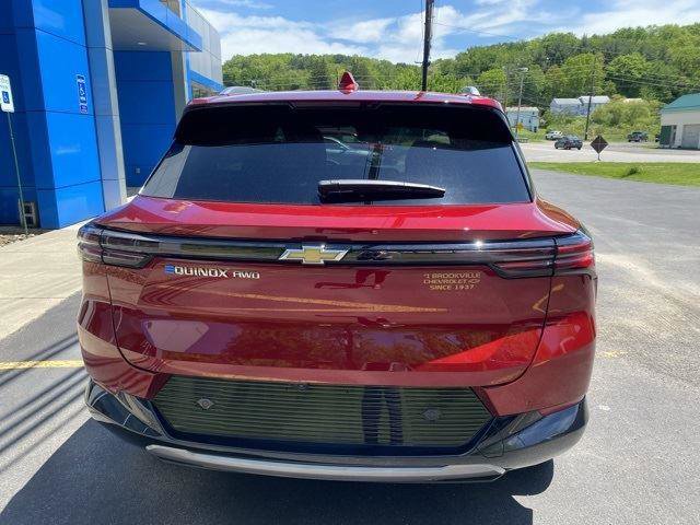 New 2025 Chevrolet Equinox EV LT image 18
