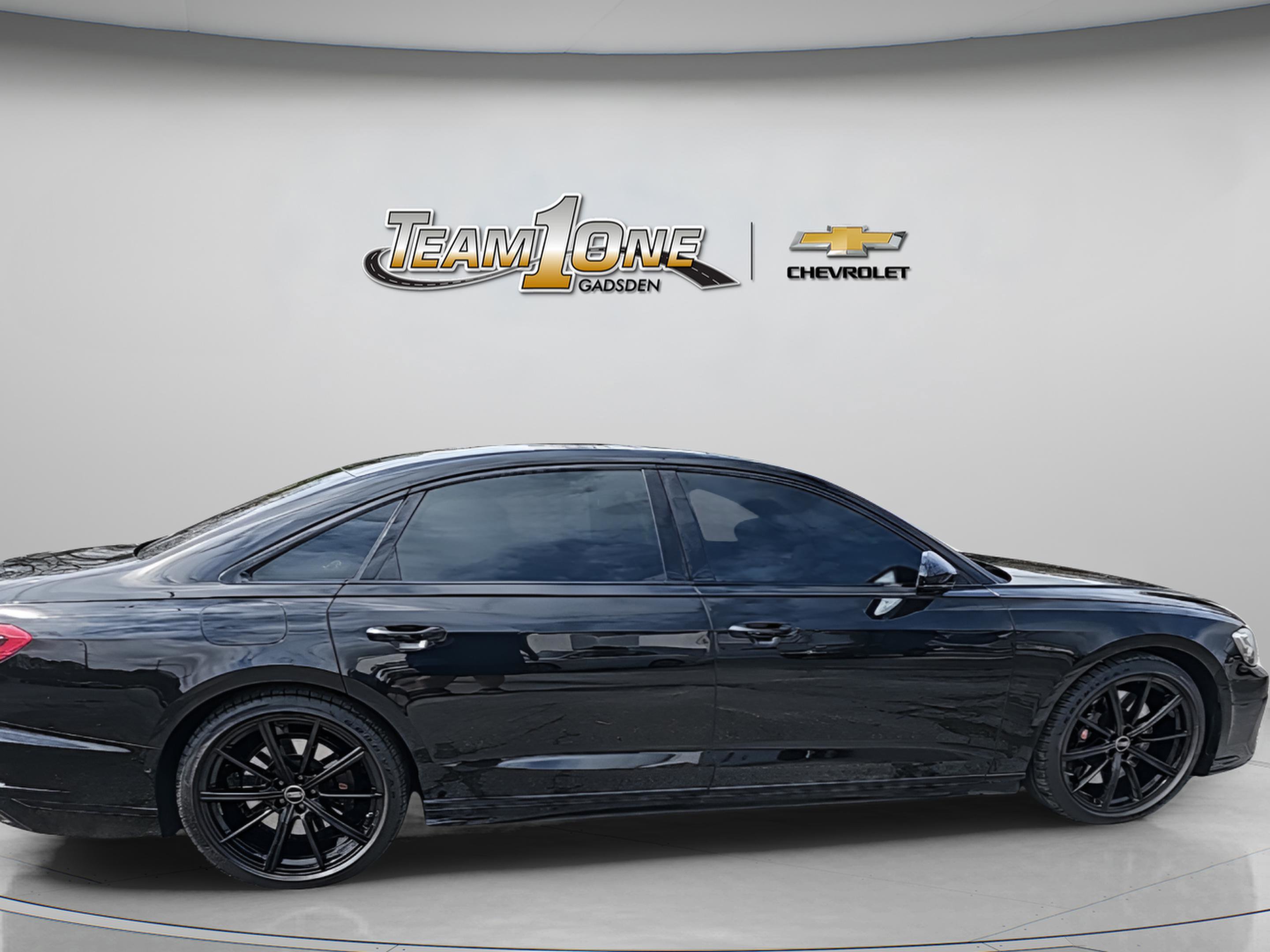Used 2024 Audi S8 w/ S8 Comfort Plus Package AWD/4WD image 9
