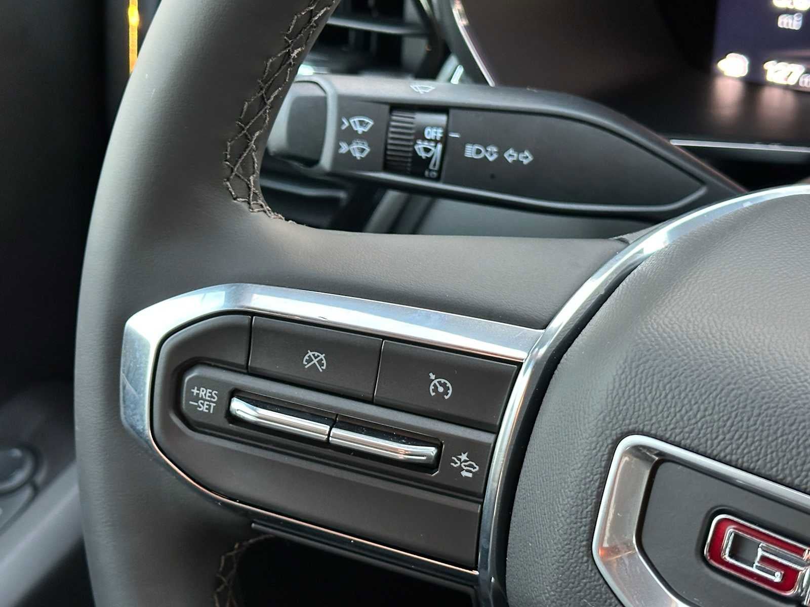 New 2026 GMC Canyon Elevation w/ Convenience Package image 32