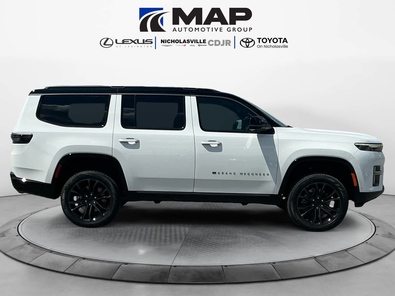 New 2026 Jeep Grand Wagoneer Summit w/ Rear Seat Video Group I AWD/4WD image 6