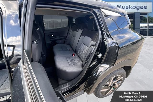 New 2026 Nissan Kicks SV w/ Cold Weather Package FWD image 15