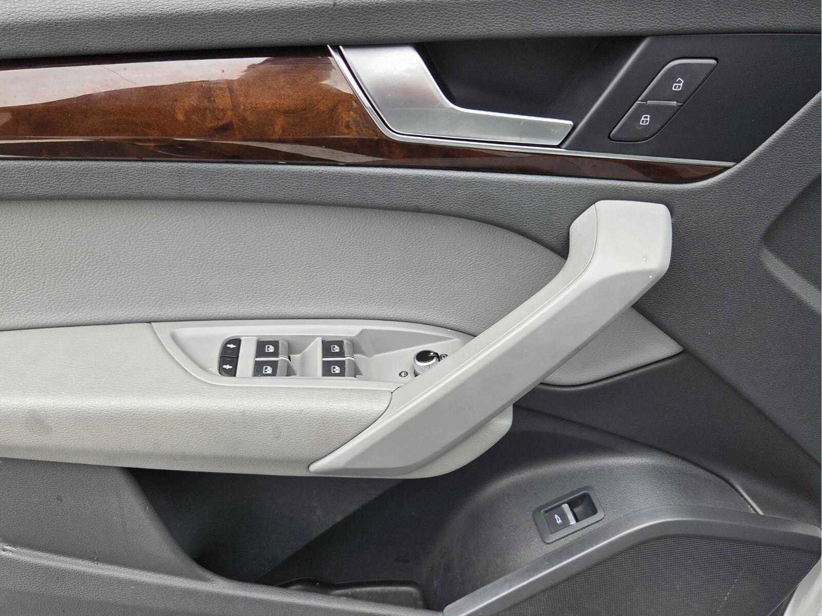 Used 2019 Audi Q5 2.0T Premium image 23