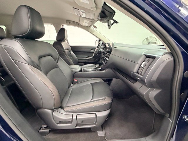 Used 2026 Nissan Pathfinder SL AWD/4WD image 23