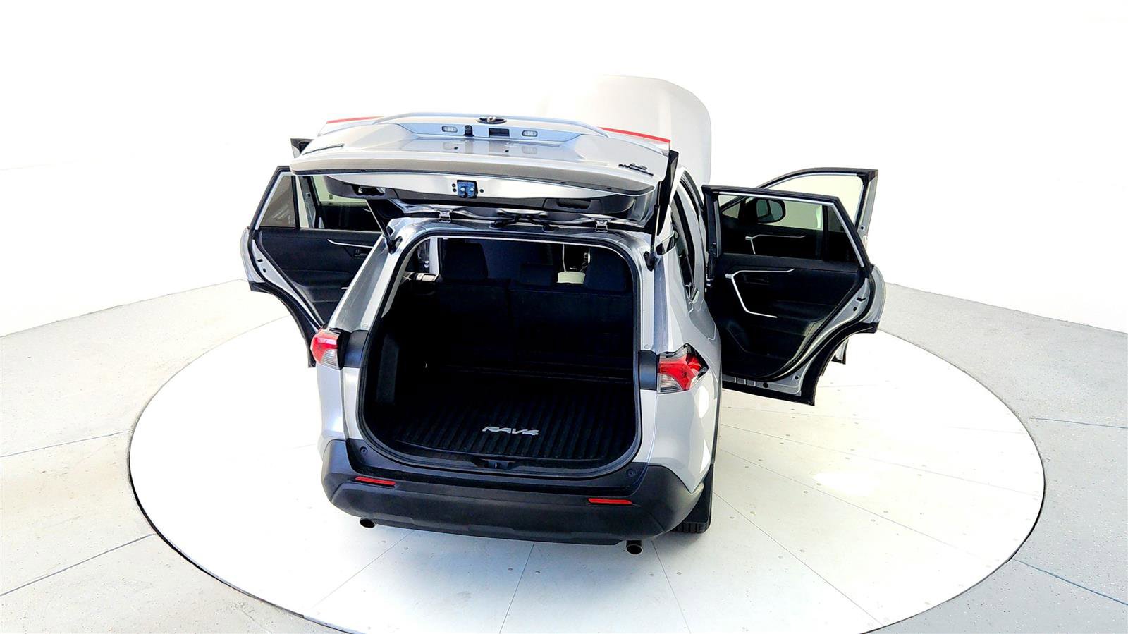 Certified 2022 Toyota RAV4 LE image 23