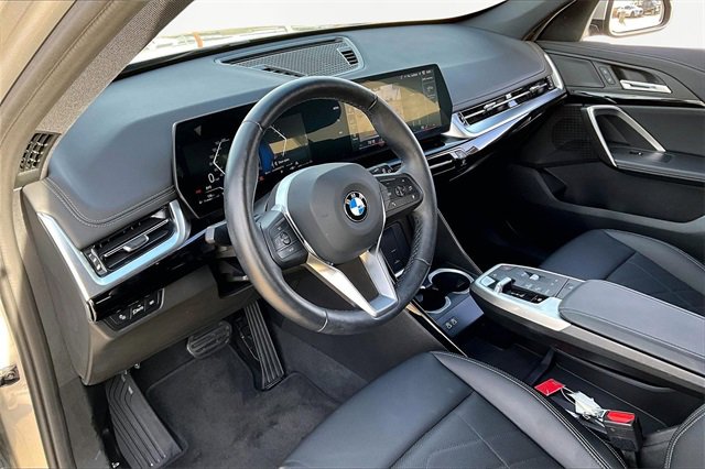 Used 2025 BMW X1 xDrive28i image 13