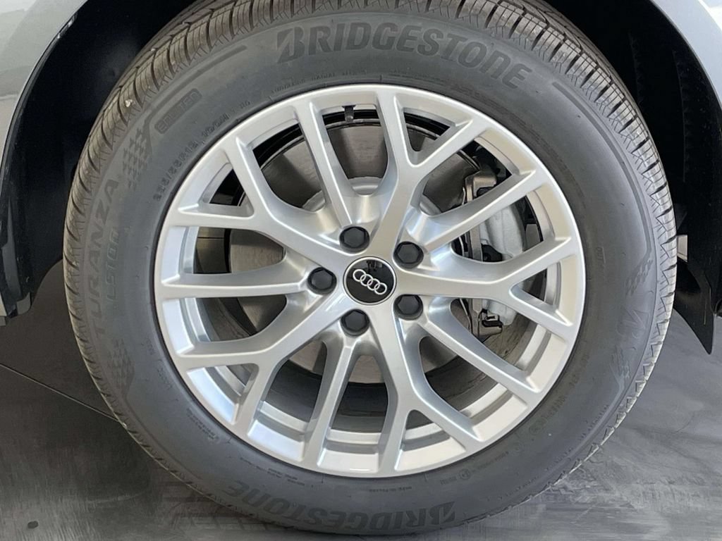 New 2026 Audi Q3 quattro 2.0T AWD/4WD image 14