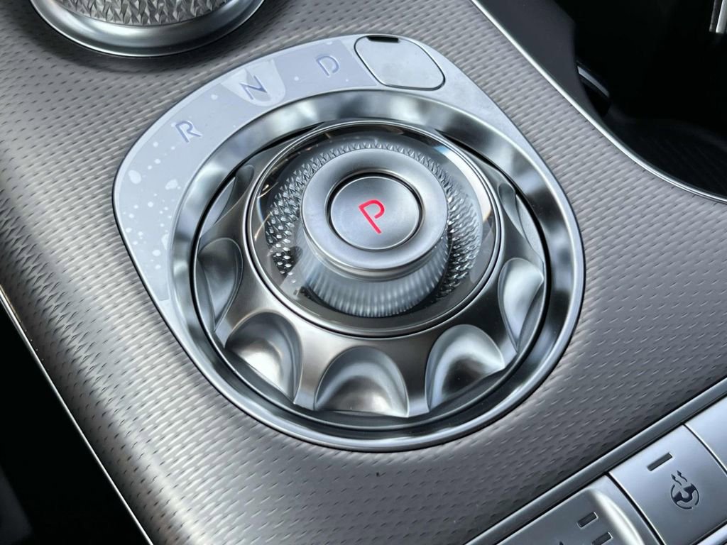 New 2025 Genesis GV60 Performance image 33