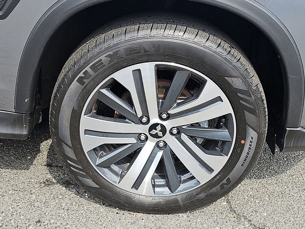 Used 2025 Mitsubishi Outlander Sport ES image 8