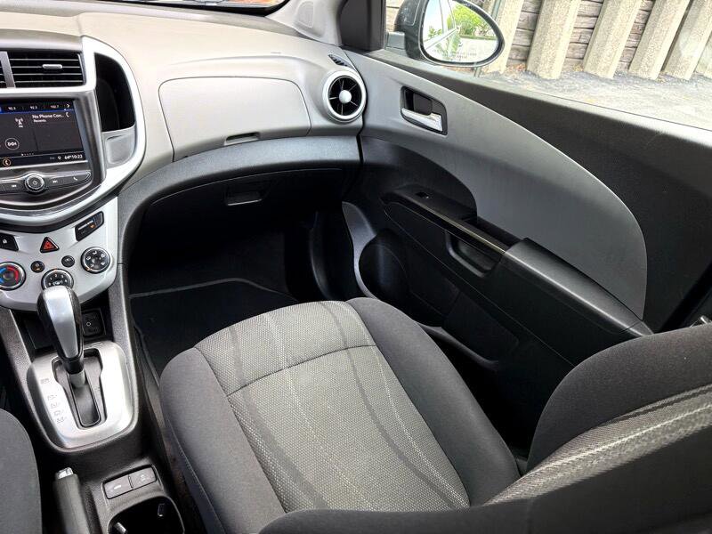 Used 2020 Chevrolet Sonic LT image 14