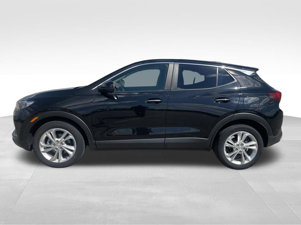 Used 2023 Buick Encore GX Preferred w/ Cold Weather Comfort Package FWD image 4