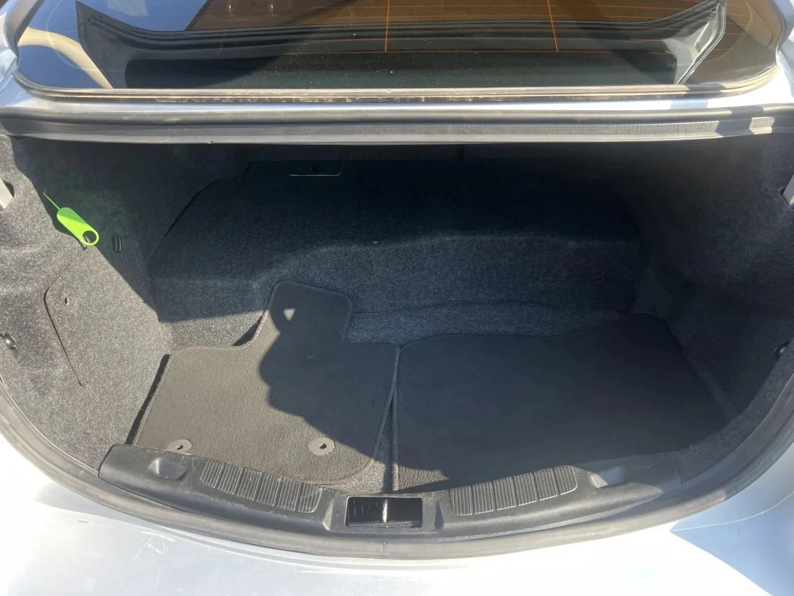 Used 2019 Ford Fusion SE FWD image 7