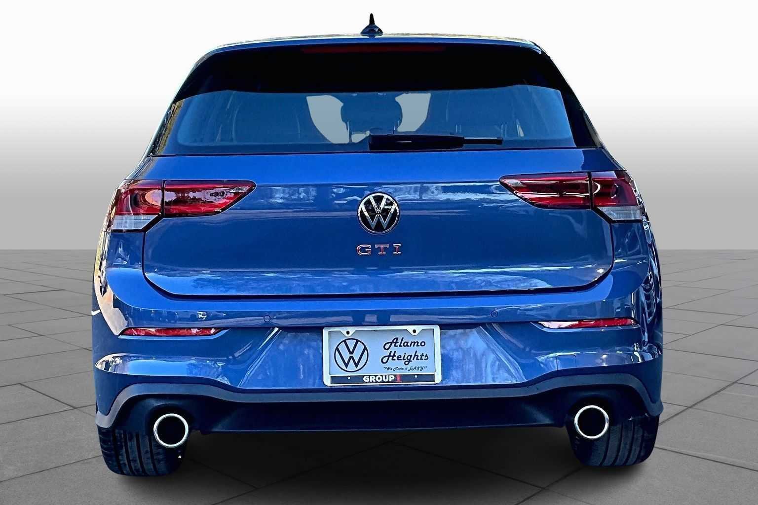 New 2026 Volkswagen GTI SE FWD image 4