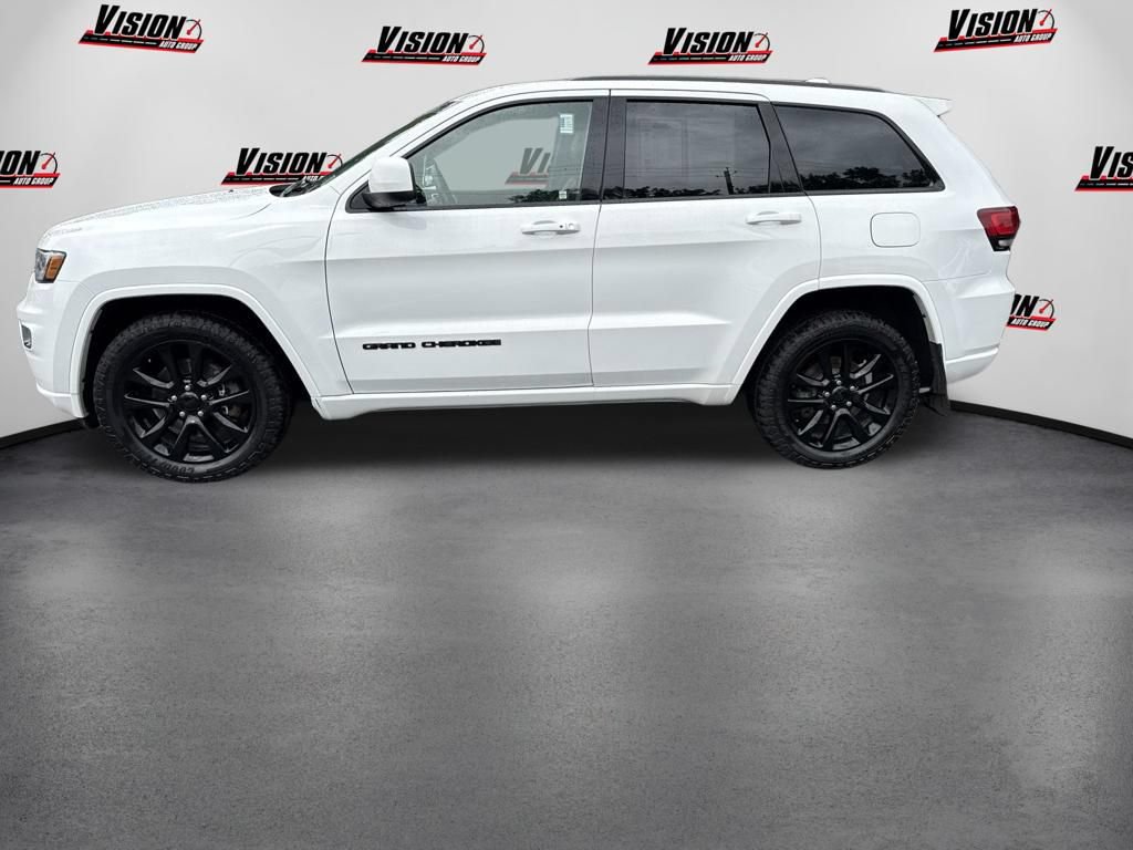 Used 2021 Jeep Grand Cherokee Laredo X AWD/4WD image 8