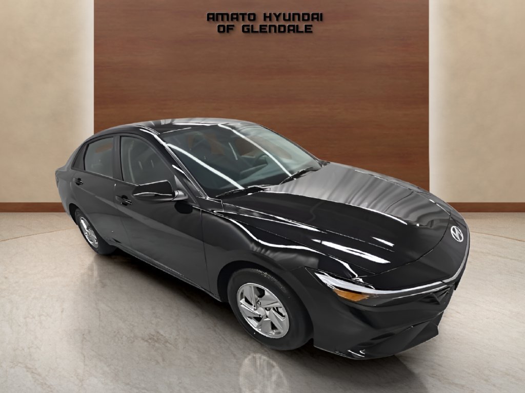 New 2026 Hyundai Elantra SE FWD image 8