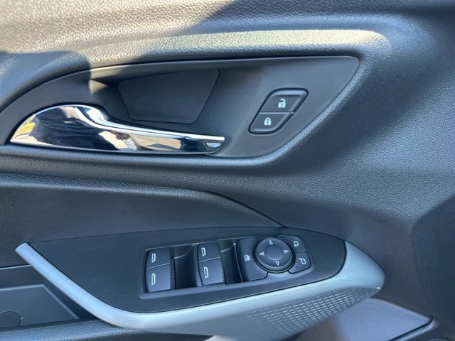 New 2026 Chevrolet Trax LS w/ Driver Confidence Package image 8