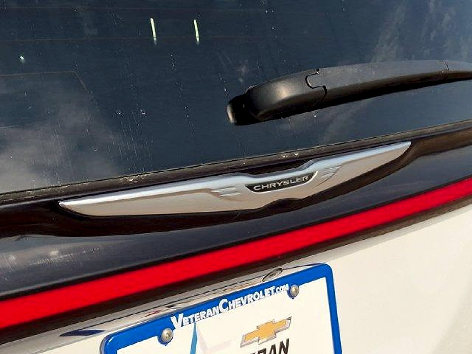 Used 2023 Chrysler Pacifica Touring-L FWD image 29