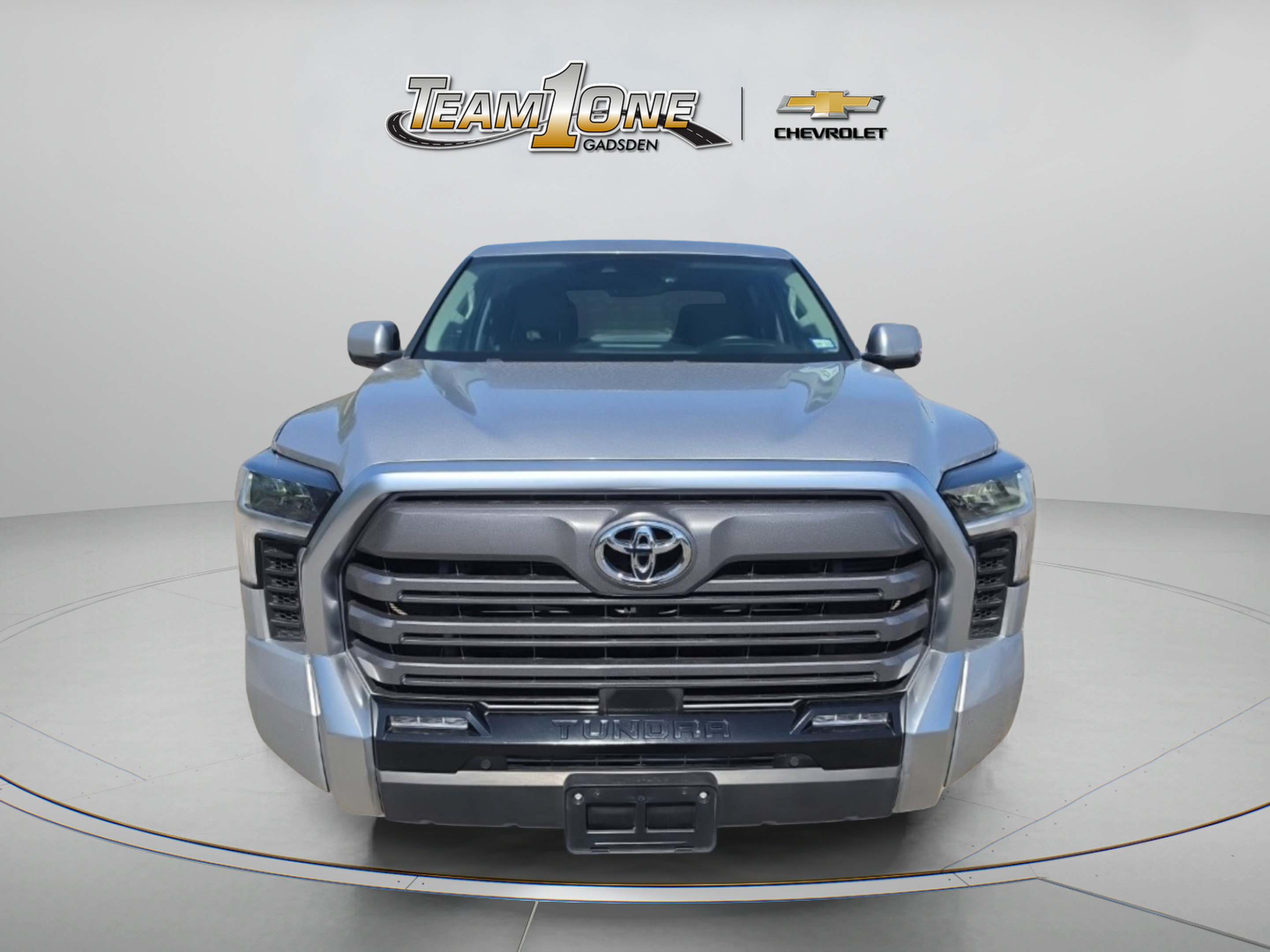 Used 2024 Toyota Tundra Limited w/ Power Package AWD/4WD image 2