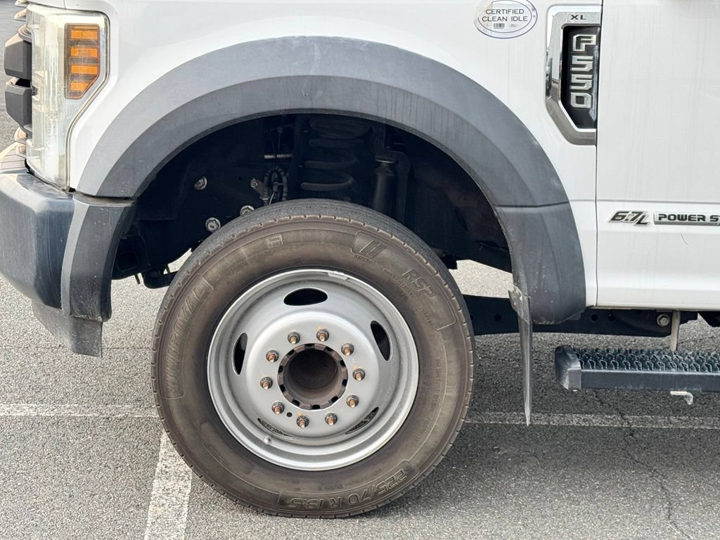 Used 2018 Ford F550 2WD Regular Cab Super Duty image 21