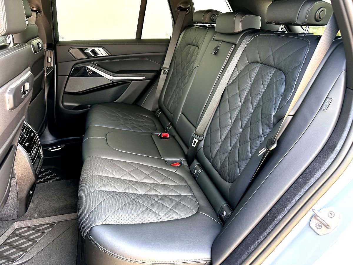 New 2026 BMW X5 sDrive40i w/ M Sport Package image 17