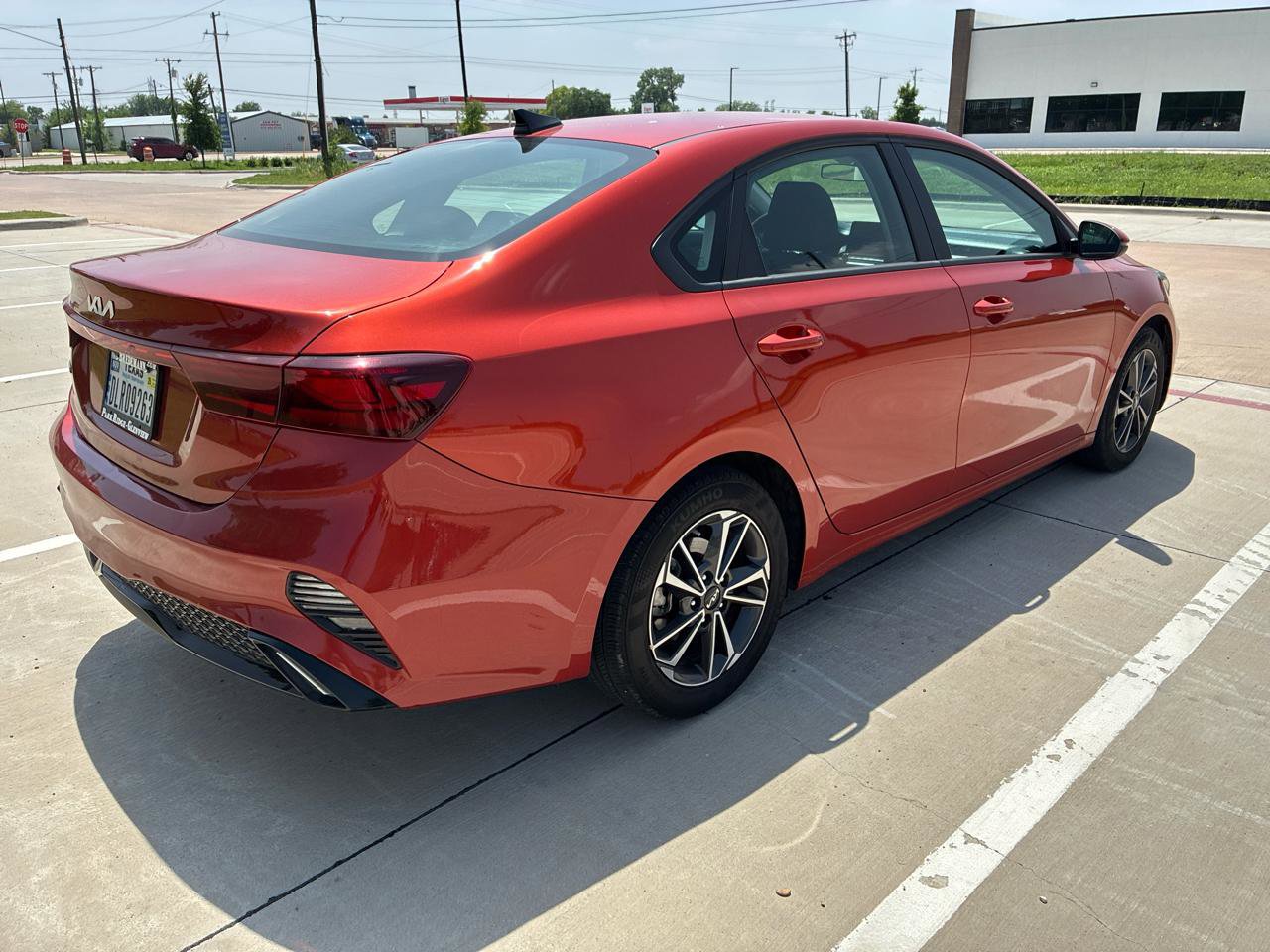 Used 2022 Kia Forte LXS w/ LXS Technology Package FWD image 5