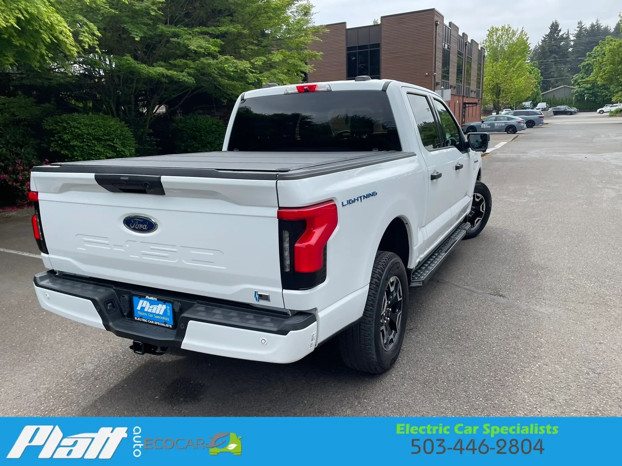 Used 2022 Ford F150 Lightning XLT AWD/4WD image 9