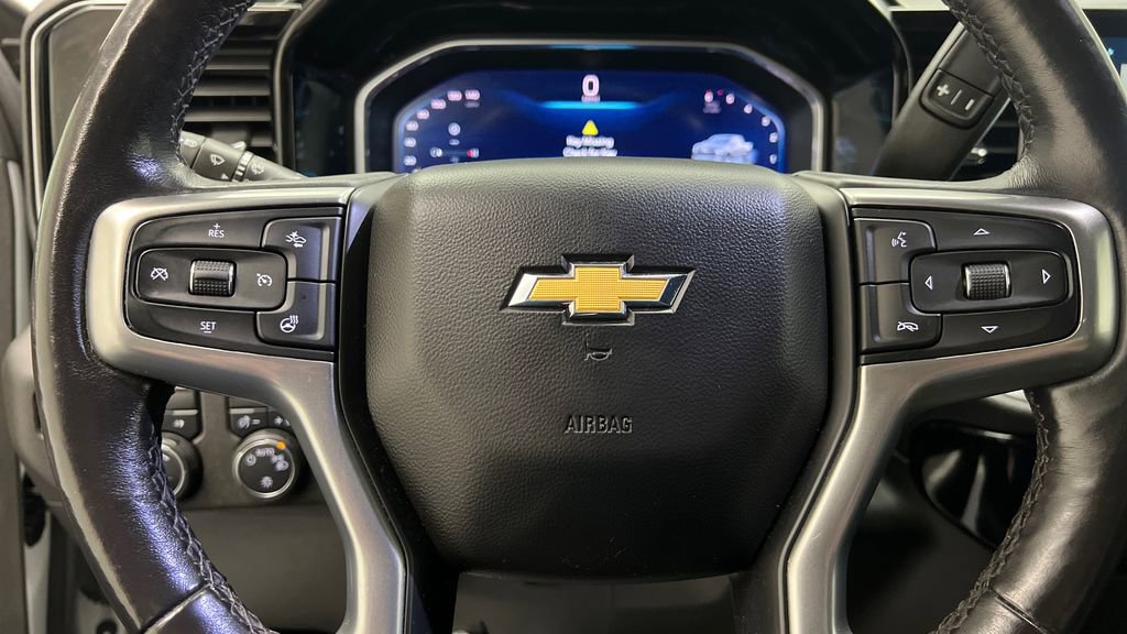 Used 2022 Chevrolet Silverado 1500 LT image 16