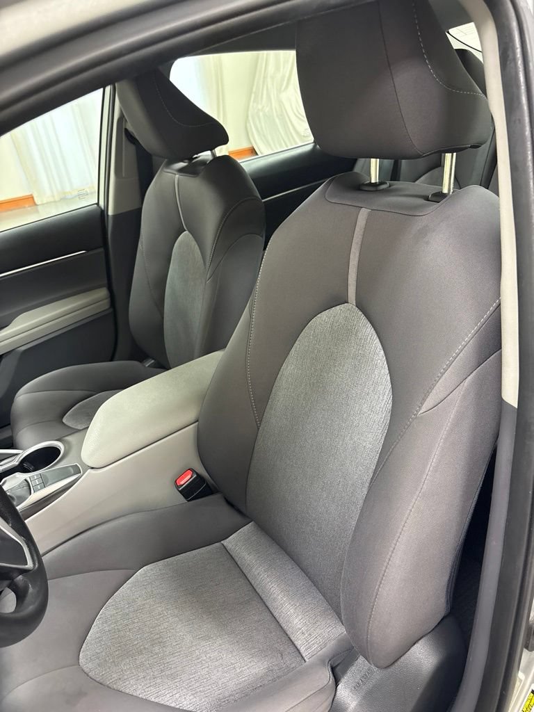 Used 2024 Toyota Camry LE FWD image 15