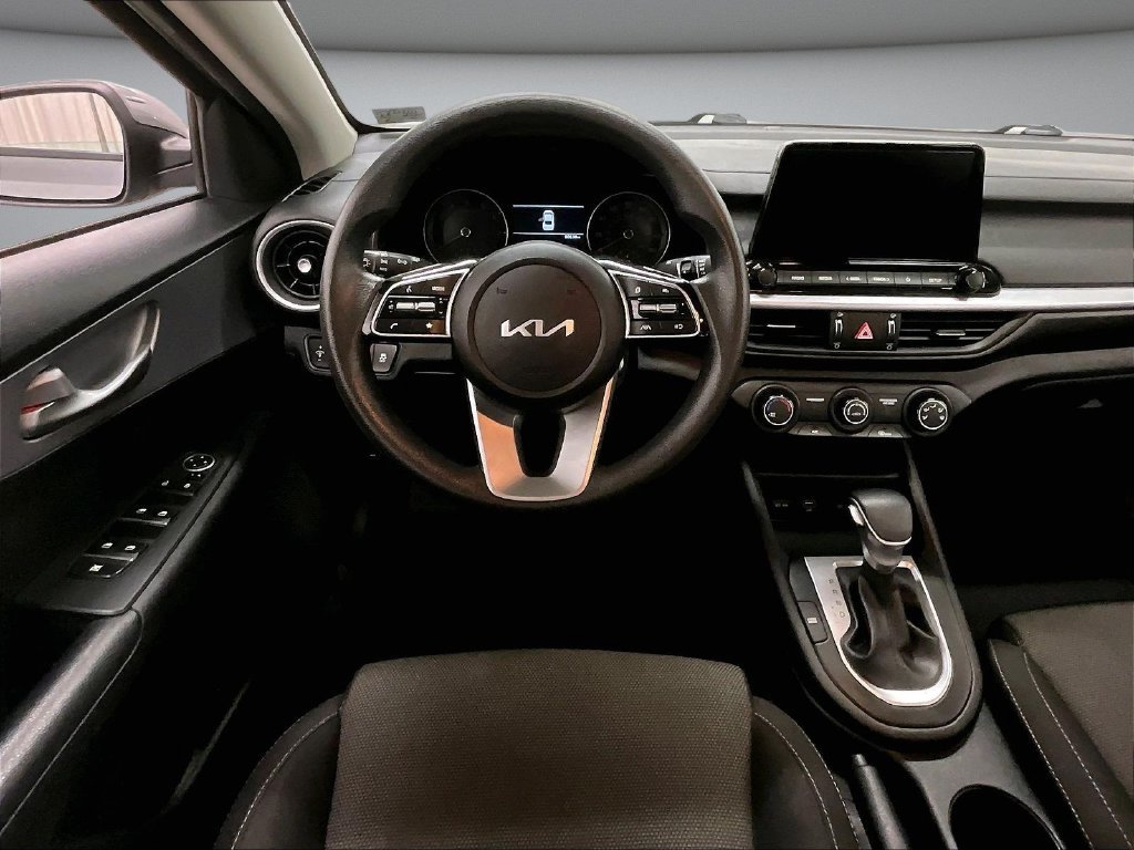 Used 2024 Kia Forte LXS FWD image 8