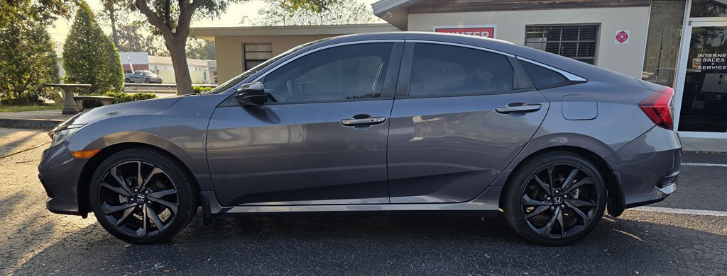 Used 2020 Honda Civic Sport image 2