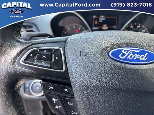 Used 2017 Ford Escape SE w/ SE Sport Appearance Package AWD/4WD image 23