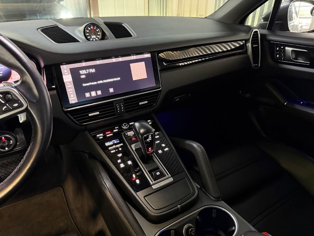 Used 2021 Porsche Cayenne Coupe w/ Premium Package AWD/4WD image 13