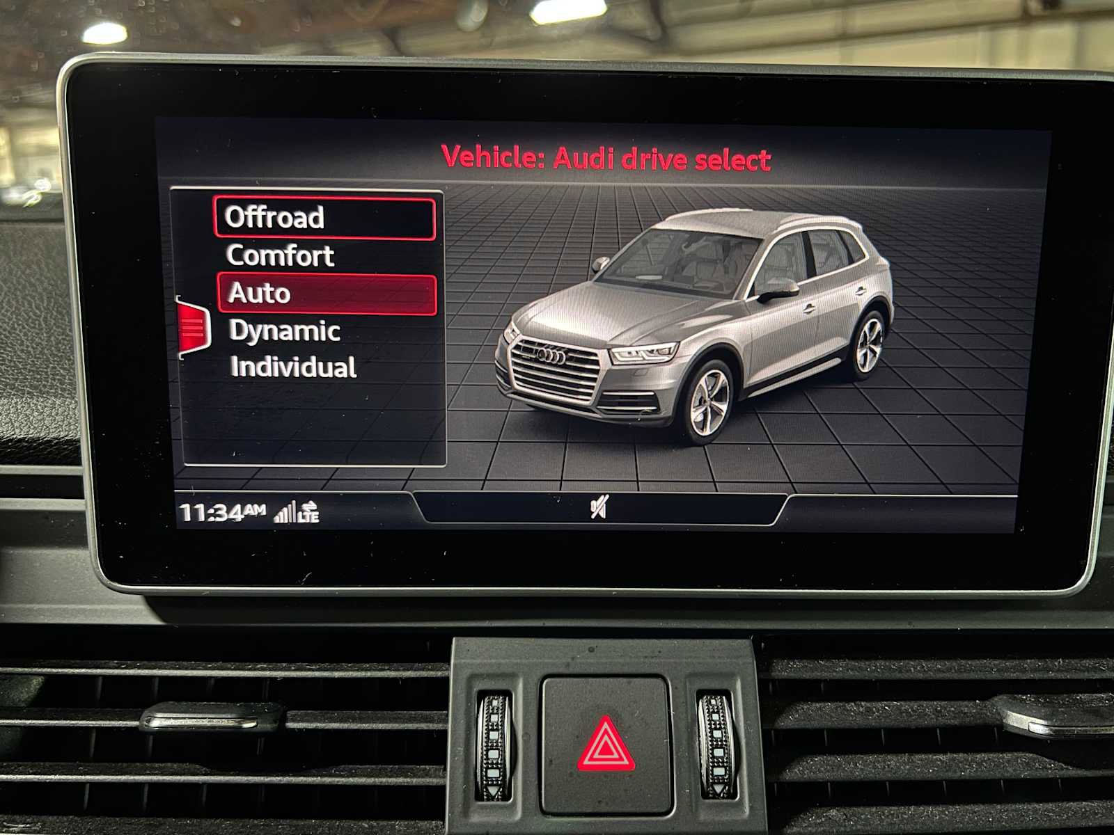 Used 2018 Audi Q5 2.0T Premium AWD/4WD image 34