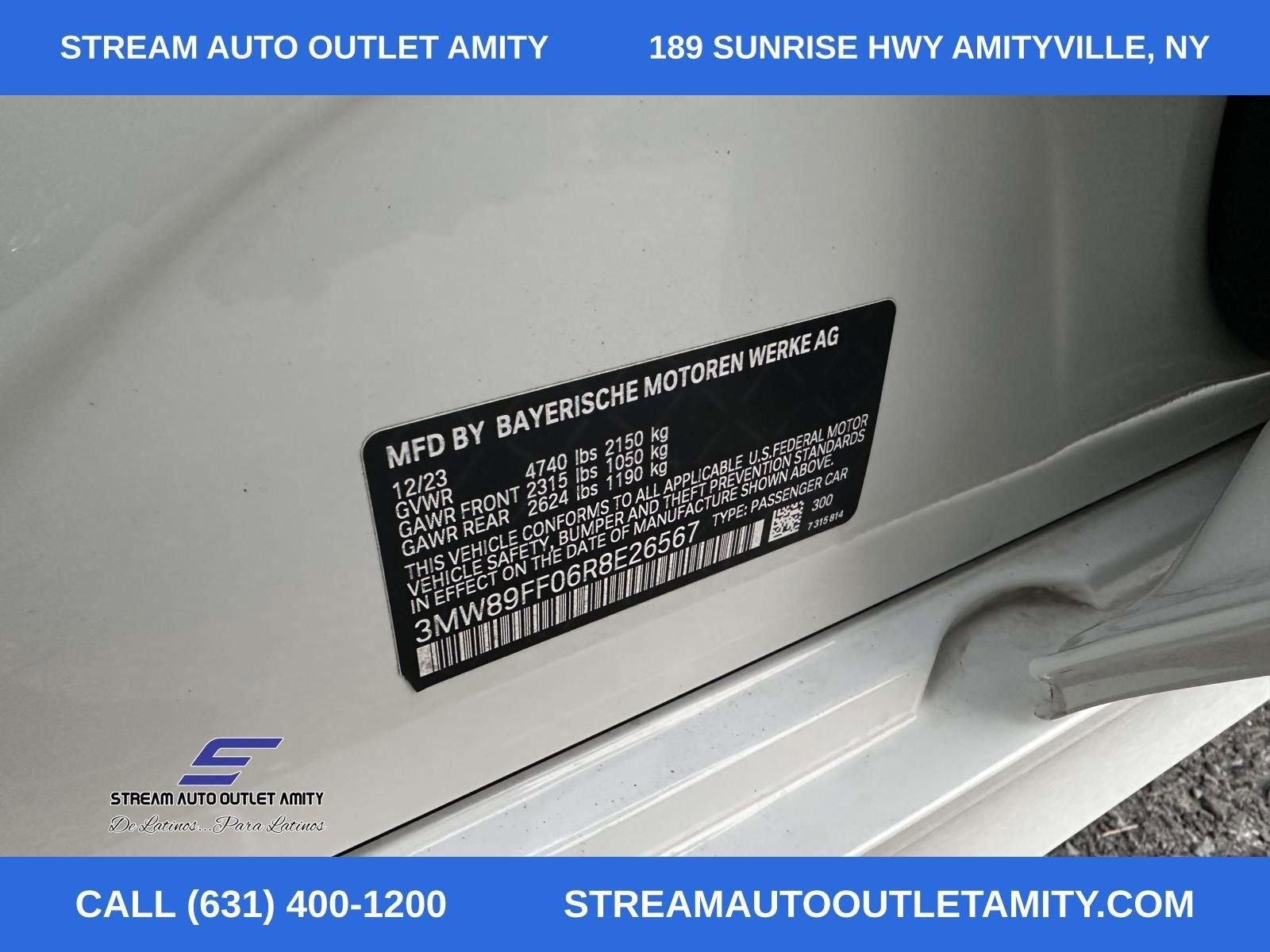 Used 2024 BMW 330i xDrive Sedan w/ Premium Package image 21