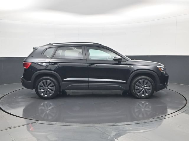 Used 2023 Volkswagen Taos S FWD image 4