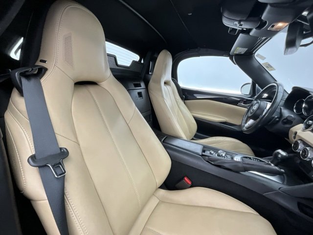Used 2016 MAZDA MX-5 Miata Grand Touring image 11