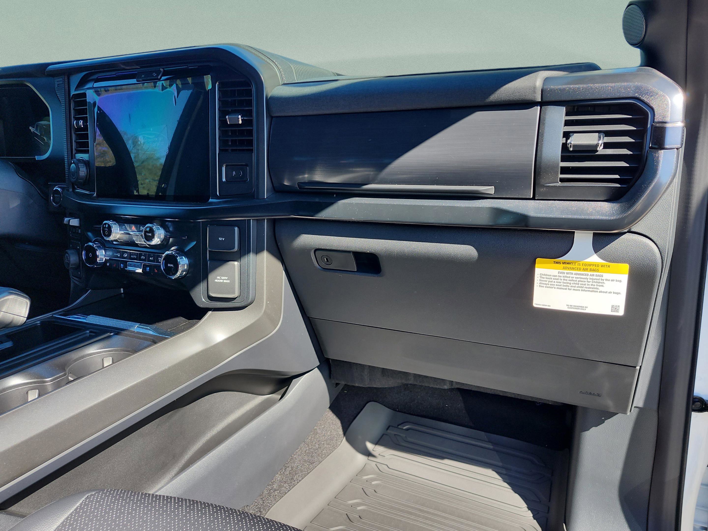 New 2025 Ford F150 Lariat w/ Equipment Group 502A High image 21
