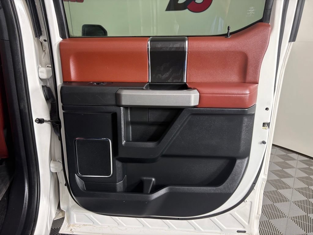 Used 2018 Ford F150 Platinum w/ Equipment Group 701A Luxury AWD/4WD image 60