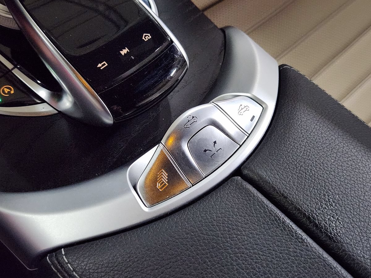 Used 2023 Mercedes-Benz C 300 Cabriolet image 40