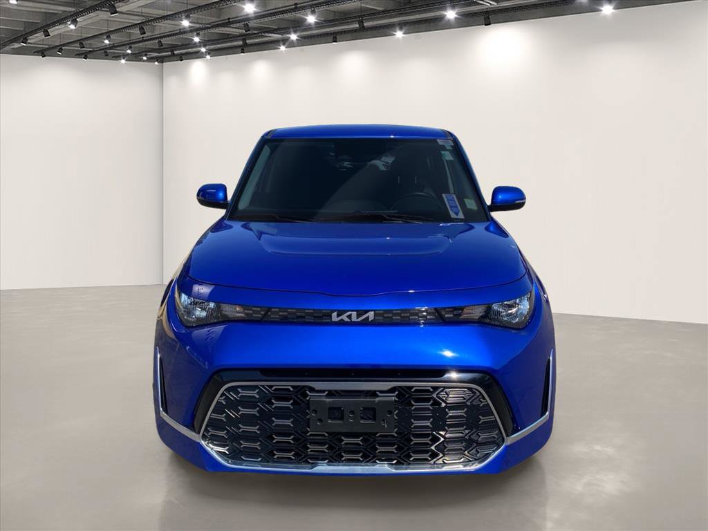Certified 2023 Kia Soul GT-Line FWD image 3